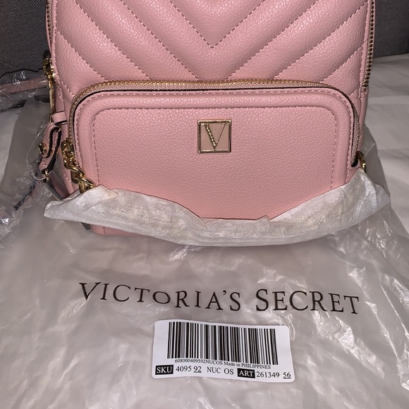 COPY - VICTORIAS SECRET baby pink MINI BACKPACK - Picture 5 of 5